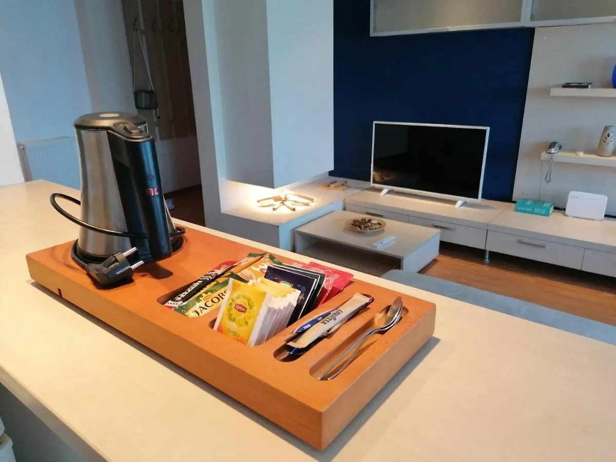 Wenie Apartment By EasyBucarest
